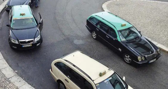 Taking a Taxi in Porto
