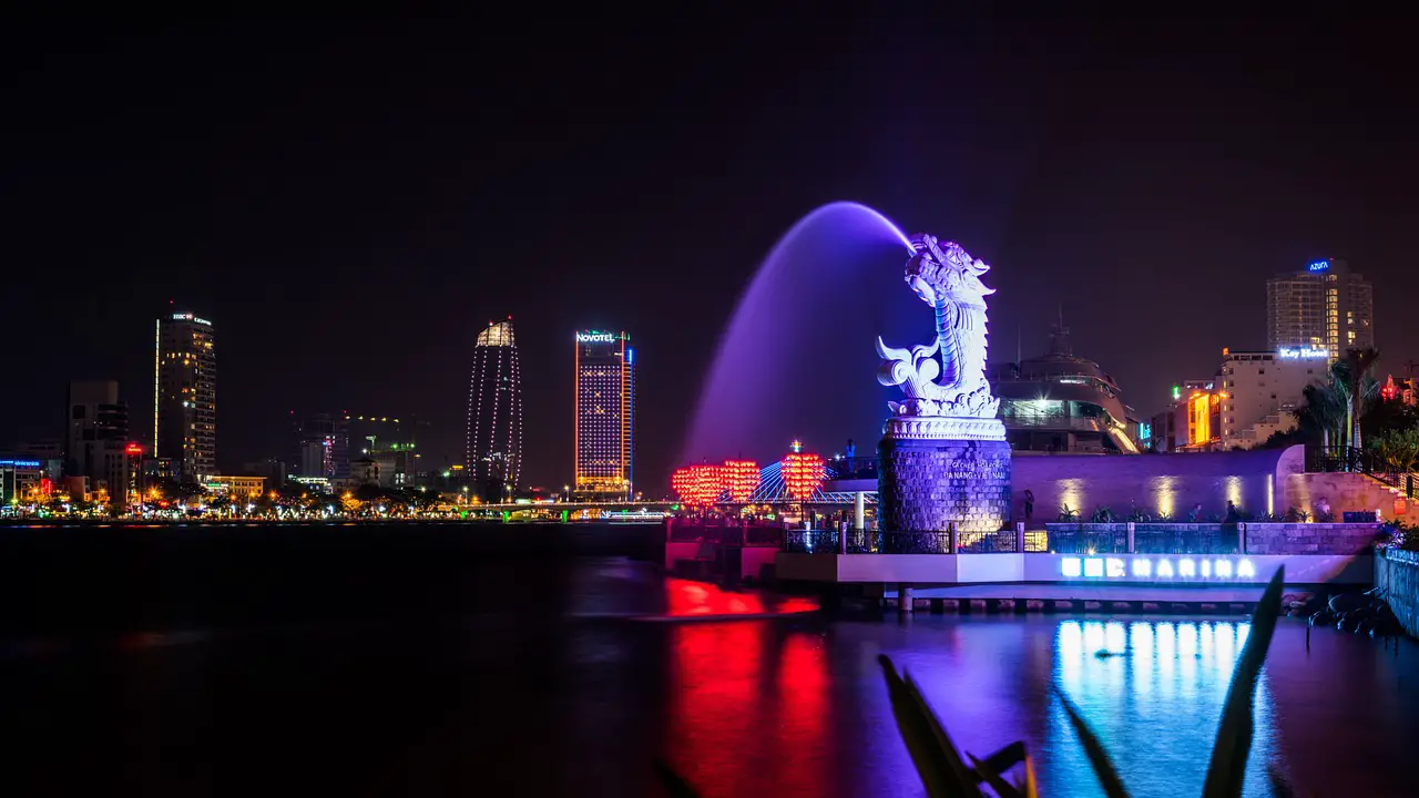 Visit Da Nang